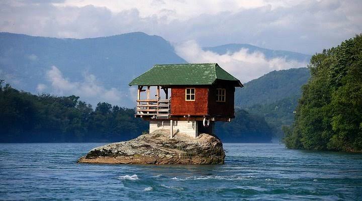 Drina River House